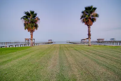 1309 8th Street, San Leon, TX 77539 - Photo 41