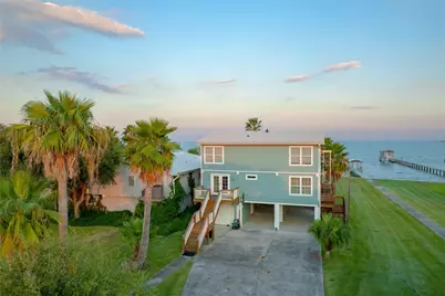 1309 8th Street, San Leon, TX 77539 - Photo 1