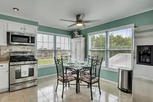 1309 8th St, San Leon, TX 77539 - Photo 17
