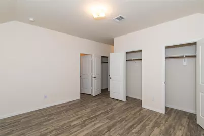 10338 Sunset Glow Avenue, Houston, TX 77044 - Photo 7