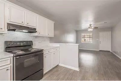 600 Palm Street #16, Huntsville, TX 77340 - Photo 9