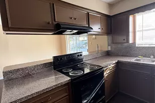 1503 Donovan St, Baytown, TX 77520 - Photo 7