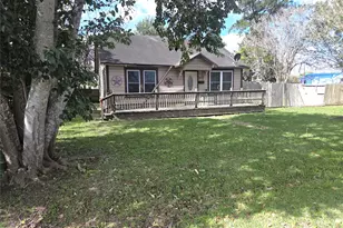 507 N Orange St, Sweeny, TX 77480 - Photo 1