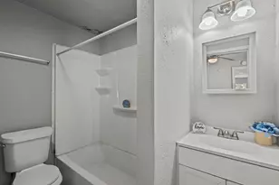 3116 Avenue L, Galveston, TX 77550 - Photo 5