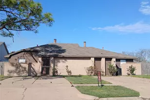 5436 Parkridge Dr, Houston, TX 77053 - Photo 1