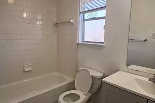 5436 Parkridge Dr, Houston, TX 77053 - Photo 3