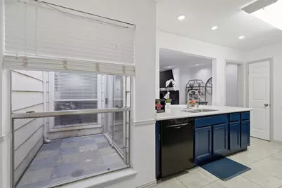 800 Country Place Drive #802, Houston, TX 77079 - Photo 13