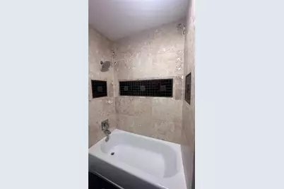 1531 Fairview Avenue, Houston, TX 77006 - Photo 9