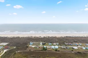 575 Beach Front Dr, Matagorda, TX 77457 - Photo 35