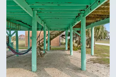 575 Beachfront Drive, Matagorda, TX 77457 - Photo 7