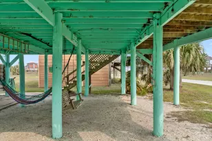 575 Beach Front Dr, Matagorda, TX 77457 - Photo 7