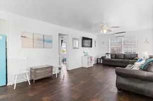 575 Beach Front Dr, Matagorda, TX 77457 - Photo 13