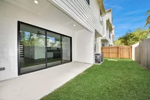 1422 Caywood Ln, Houston, TX 77055 - Photo 33