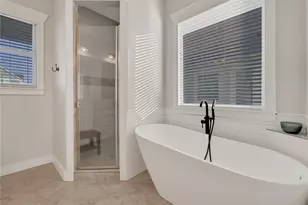 26735 Baywater Dr, Galveston, TX 77554 - Photo 5