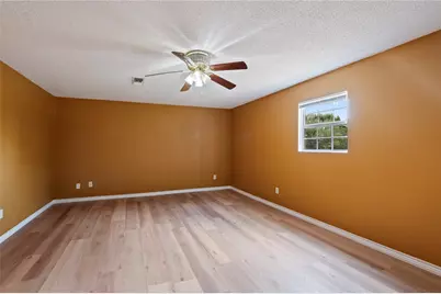 2402 21st Avenue N, Texas City, TX 77590 - Photo 15