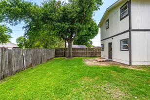 2402 21st Ave N, Texas City, TX 77590 - Photo 29