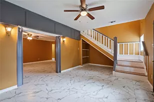 2402 21st Ave N, Texas City, TX 77590 - Photo 13