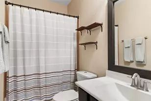2710 Secret Falls Ct, Pearland, TX 77089 - Photo 17