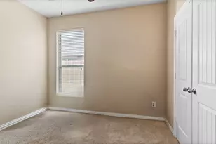 2710 Secret Falls Ct, Pearland, TX 77089 - Photo 15