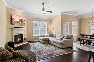 2710 Secret Falls Ct, Pearland, TX 77089 - Photo 5