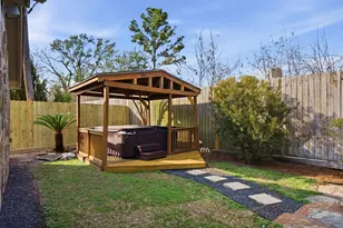 531 Azaleadell Dr, Houston, TX 77018 - Photo 31