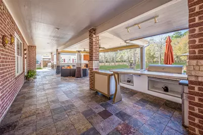 33519 Hillside Drive, Pinehurst, TX 77362 - Photo 5