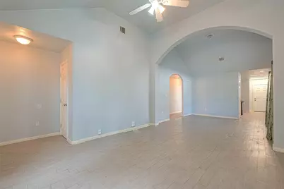 4813 Pederson Street, Houston, TX 77033 - Photo 5