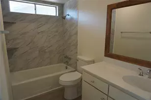 1913 Normal Park Dr, Huntsville, TX 77340 - Photo 7