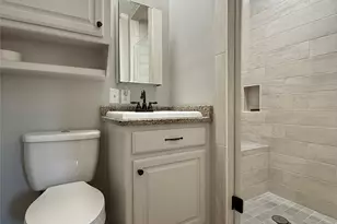 570 Moreland St, Vidor, TX 77662 - Photo 11