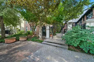 3015 Chenevert St, Houston, TX 77004 - Photo 3