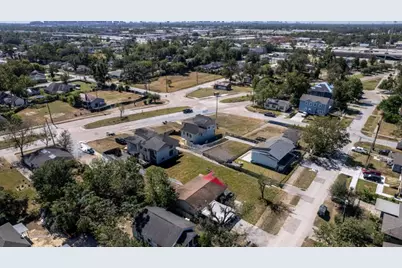 3313 Cavalcade Street, Houston, TX 77026 - Photo 9