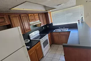 7045 Chasewood Dr, Houston, TX 77489 - Photo 3