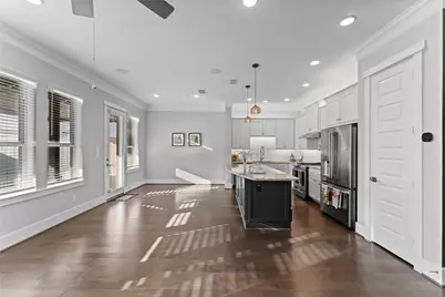 817 Kamano Avenue, Houston, TX 77008 - Photo 11