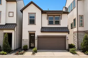 817 Kamano Ave, Houston, TX 77008 - Photo 1