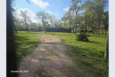 4915 W Fm 1462, Rosharon, TX 77583 - Photo 15