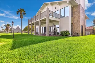 114 Morrison St, Beach City, TX 77523 - Photo 3