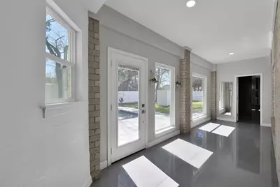 10420 Hufsmith Road, Tomball, TX 77375 - Photo 5