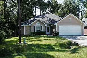 215 Bridgeview Dr, Onalaska, TX 77360 - Photo 1