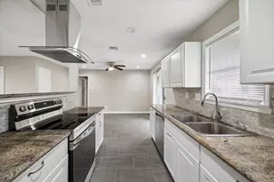 6134 Guadalupe St, Houston, TX 77016 - Photo 7