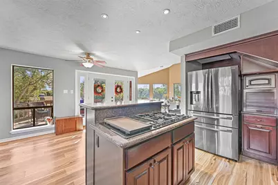 114 24th Street, Dickinson, TX 77539 - Photo 15