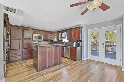 114 24th Street, Dickinson, TX 77539 - Photo 11