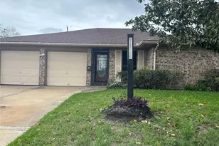 3914 Beran Dr, Houston, TX 77045 - Photo 1