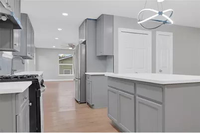 1930 Avenue P, Huntsville, TX 77340 - Photo 11