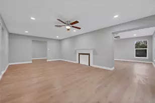 1930 Ave P, Huntsville, TX 77340 - Photo 15