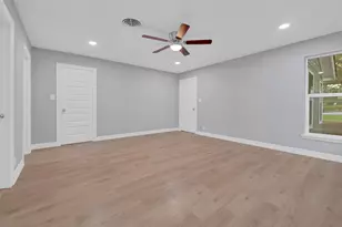 1930 Ave P, Huntsville, TX 77340 - Photo 25