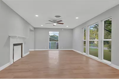 1930 Avenue P, Huntsville, TX 77340 - Photo 9