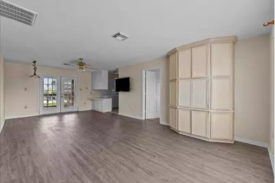 984 Bonita Street, Bayou Vista, TX 77563 - Photo 17