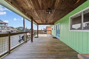 984 Bonita St, Bayou Vista, TX 77563 - Photo 13