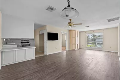 984 Bonita Street, Bayou Vista, TX 77563 - Photo 19