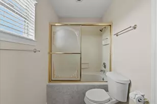 984 Bonita St, Bayou Vista, TX 77563 - Photo 27
